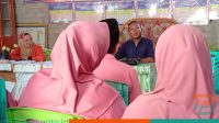 Ketua Badan Permusyawaratan Desa (BPD) Bulili, Kecamatan Duhiadaa, Kabupaten Pohuwato, Rusman Ali, melaksanakan Rapat Evaluasi APBDes 2023. Sumber Foto: Kris Tumewu.