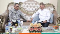 Wali Kota Gorontalo, Marten Taha dan Bupati Pohuwato, Saipul A. Mbuinga. Sumber Foto: Guslan Latarawe